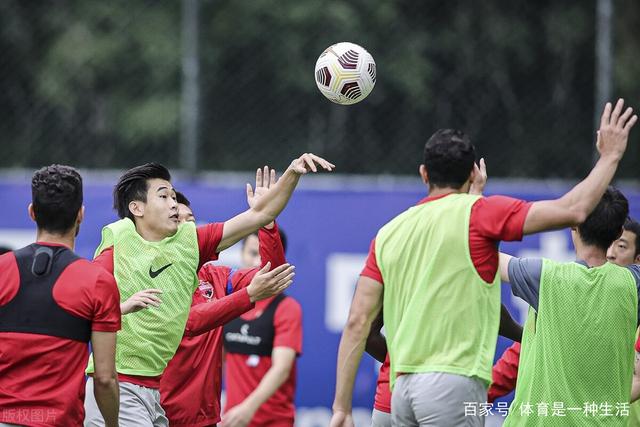 世界杯-吉鲁双响 姆巴佩传射 法国4-1逆转胜澳洲